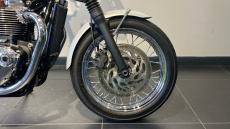 Triumph Bonneville T120 Diamond